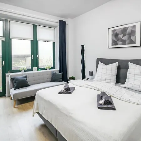 Lorenz Mit Kostenlosem Parkplatz Boxspringbett Kueche * 마그데부르크