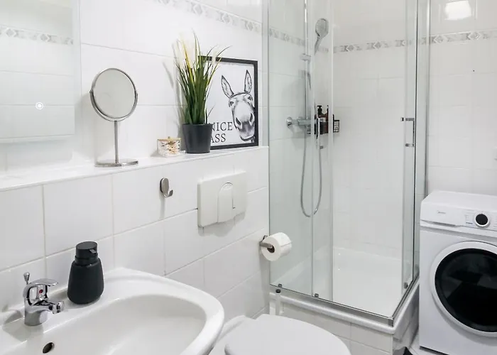 Lorenz Mit Kostenlosem Parkplatz Boxspringbett Kueche Appartement *